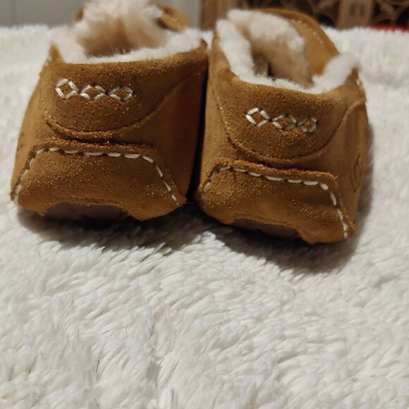 UGG Ansley Chestnut Suede Moccasin Slippers House Shoes Shearling lined Womens 9 - Picture 11 of 12